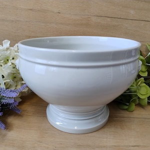 Pillivuyt Soup Tureen, model 731.  Berry, France