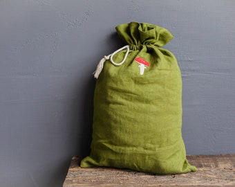 Linen Pouch with hand embroidery, Toy storage bag, Zero waste packing bag