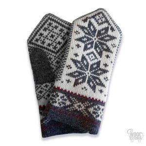 Woolen mittens with a &quot;Snowflake&quot; pattern, very warm double knitted mittens in white color with grey pattern, WoolEstonia