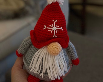 Scandinavian Style Gonk / Gnome crochet pattern
