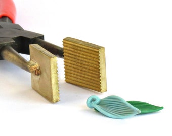 Ribbed Brass Mashers (Straight Line Texture) for Lampworking - Lampwork Tool