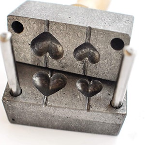 Graphite Press for Heart Shaped Lampwork Beads Making, 2 sizes - Lampwork Tool