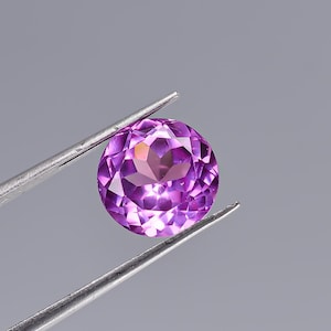 AAA Purple Pink Sapphire Gemstone: 4 Ct Round Cut, 9X9X6 mm