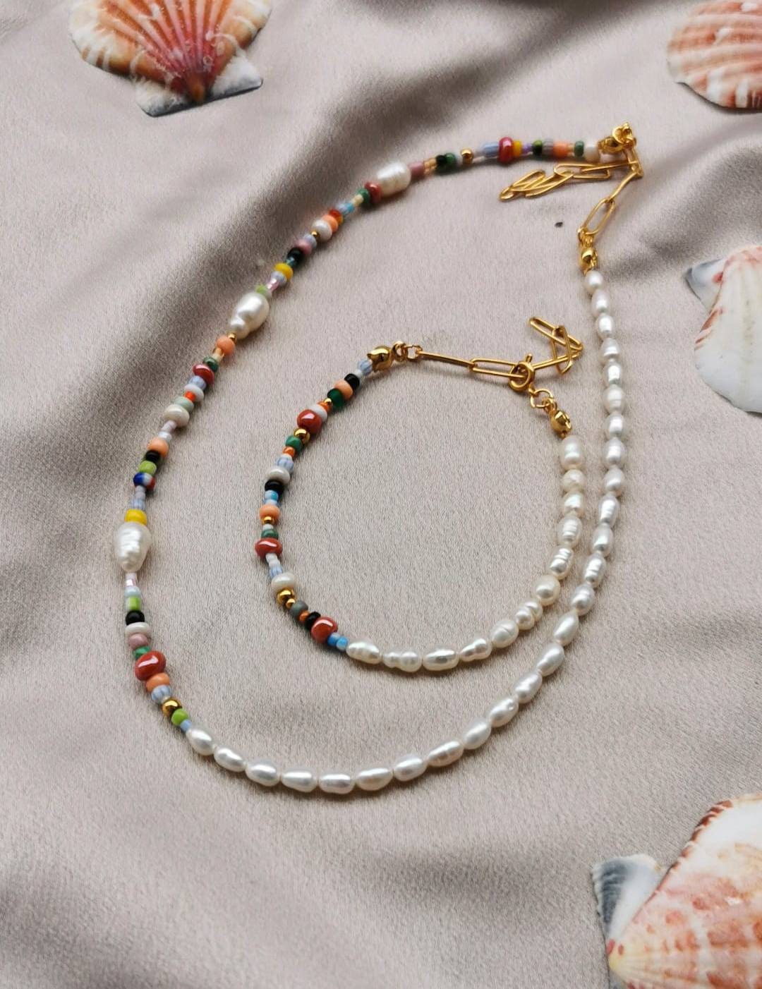 Nohea | Handmade pearl necklace/pearl bracelet 'Anela' with colorful pearls and freshwater pearls - mother-of-pearl, stainless steel, jewelry set