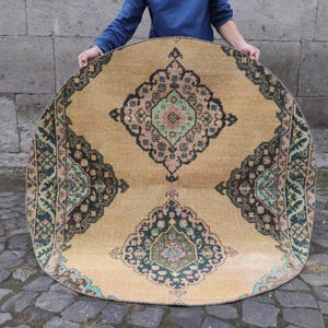 5x5 Circle Turkish Rug, 4.69 x 4.69 Round Rug, kitchen boho handmade area vintage rug