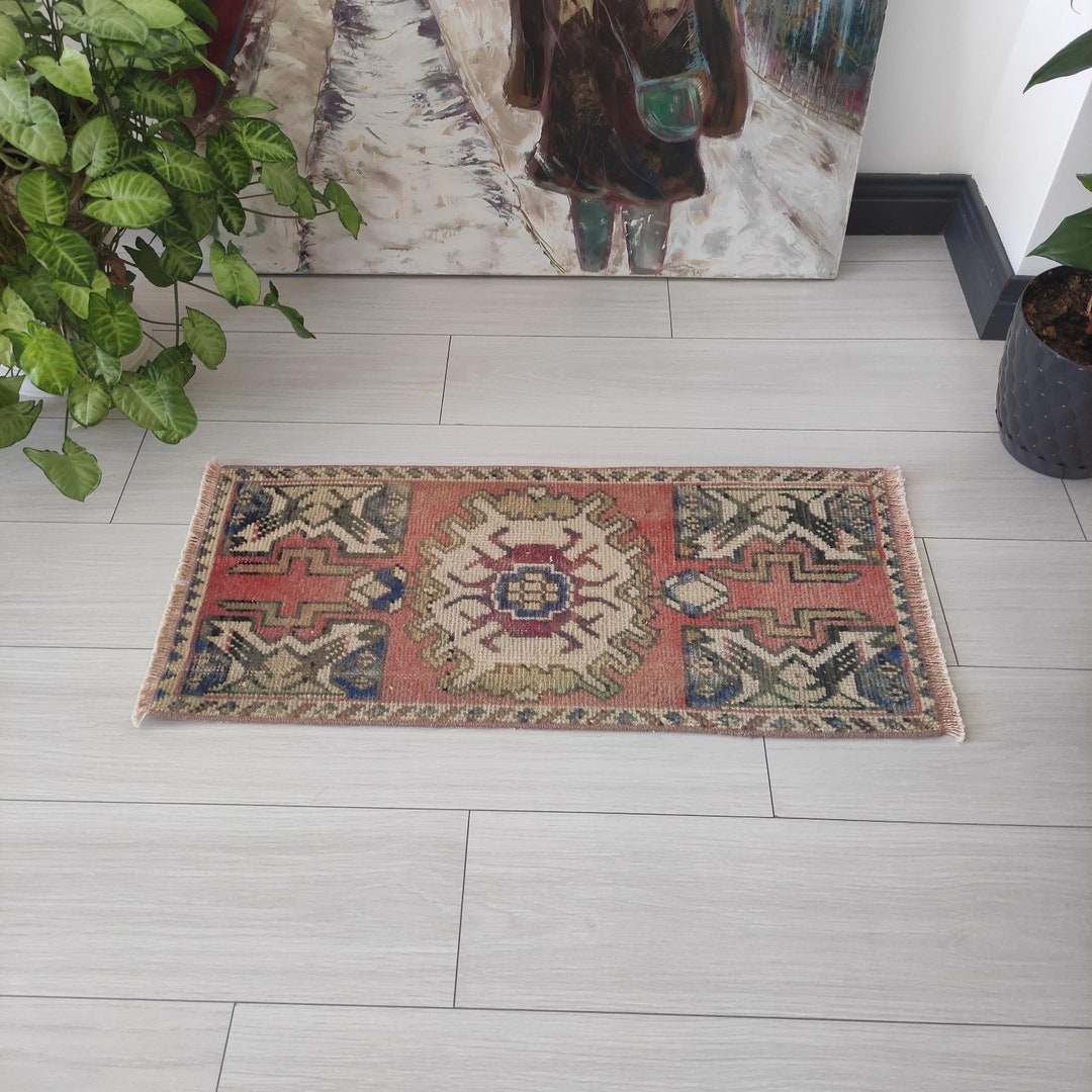Vintage Turkish Wool Mini Rug: Muted Colors, Handmade (1.51'' X