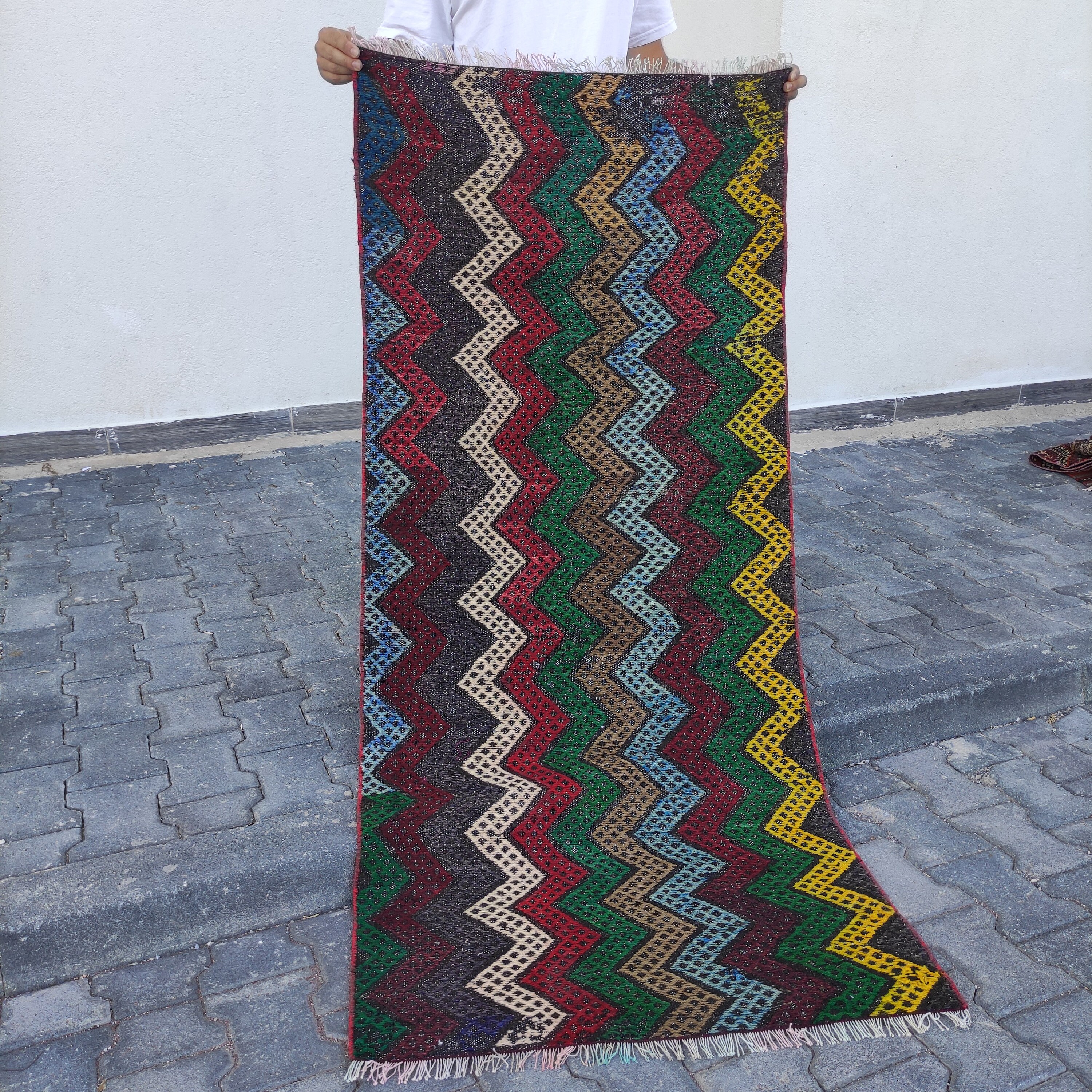 Vintage Turkish Kilim Rug: Colorful Zigzag Wool Entryway Rug (2.69