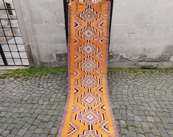 Alfombra Kilim Turca Vintage: Decoración Boho para Entrada, 3x9