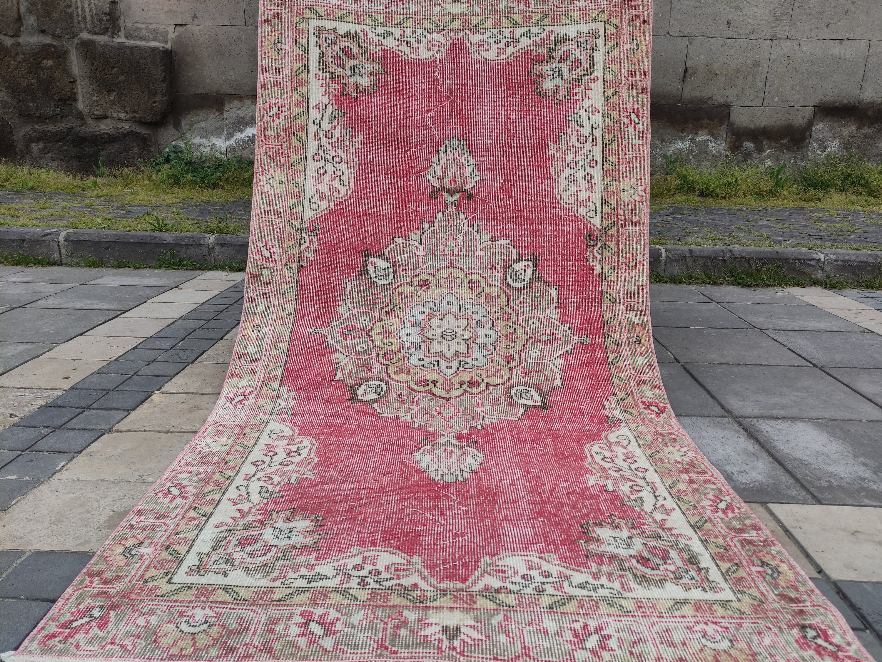 51×103\"Winter wonderland” ViNTAGE RUG Winter Wonderland