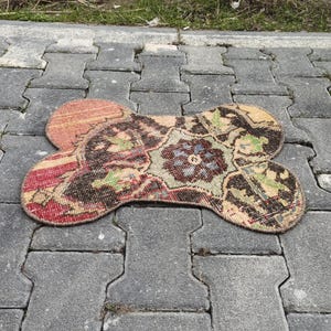 Vintage Mat for Pet Food Bowl , Bone Shape Dog Pad , Pet Mat , Felt Dog ...