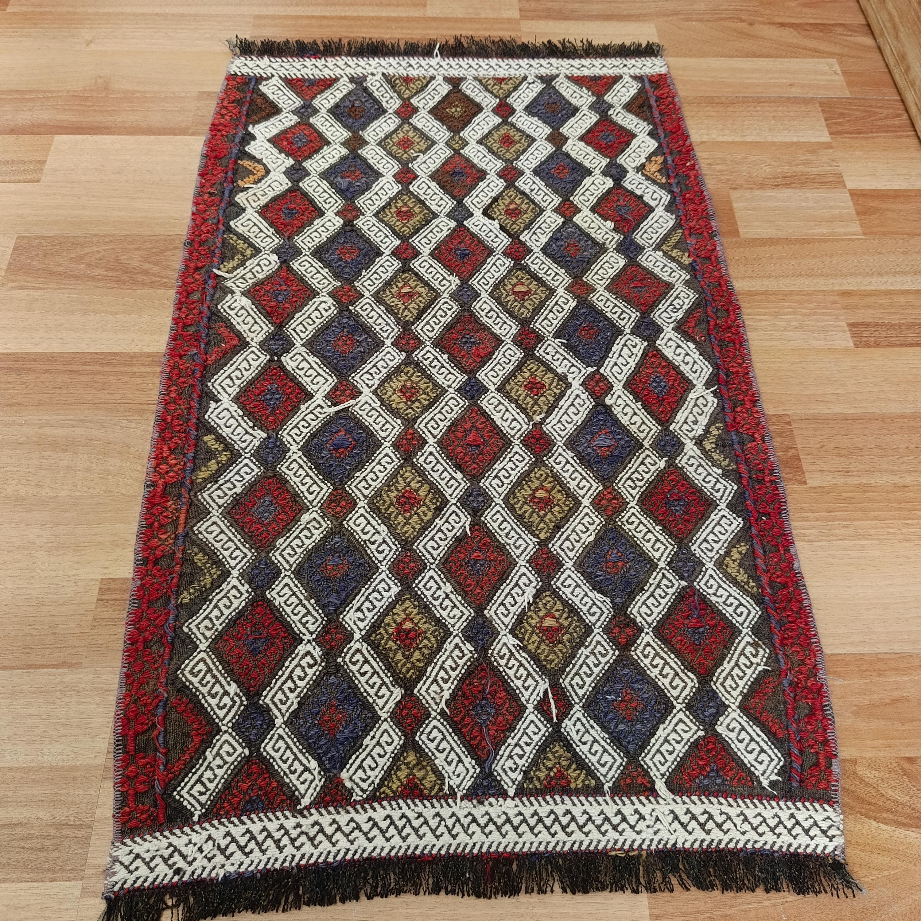 ヴィンテージ　ターキッシュ　BOHO ミニラグ Vintage Turkish Mini Kilim Rug: Colorful Bohemian Decor, 1.54 X
