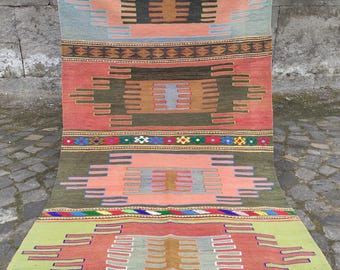 Marvelous Vintage Turkish kilim rug , 3.41 x 5.94 area rug , boho 3x6 designer aztec kitchen wool rug
