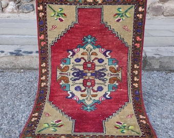 Full motifs 2x3 Vintage Turkish door mat,boho Mini rug: 1.51 x 2.59 Old bathroom rug,bath mat handmade small rug
