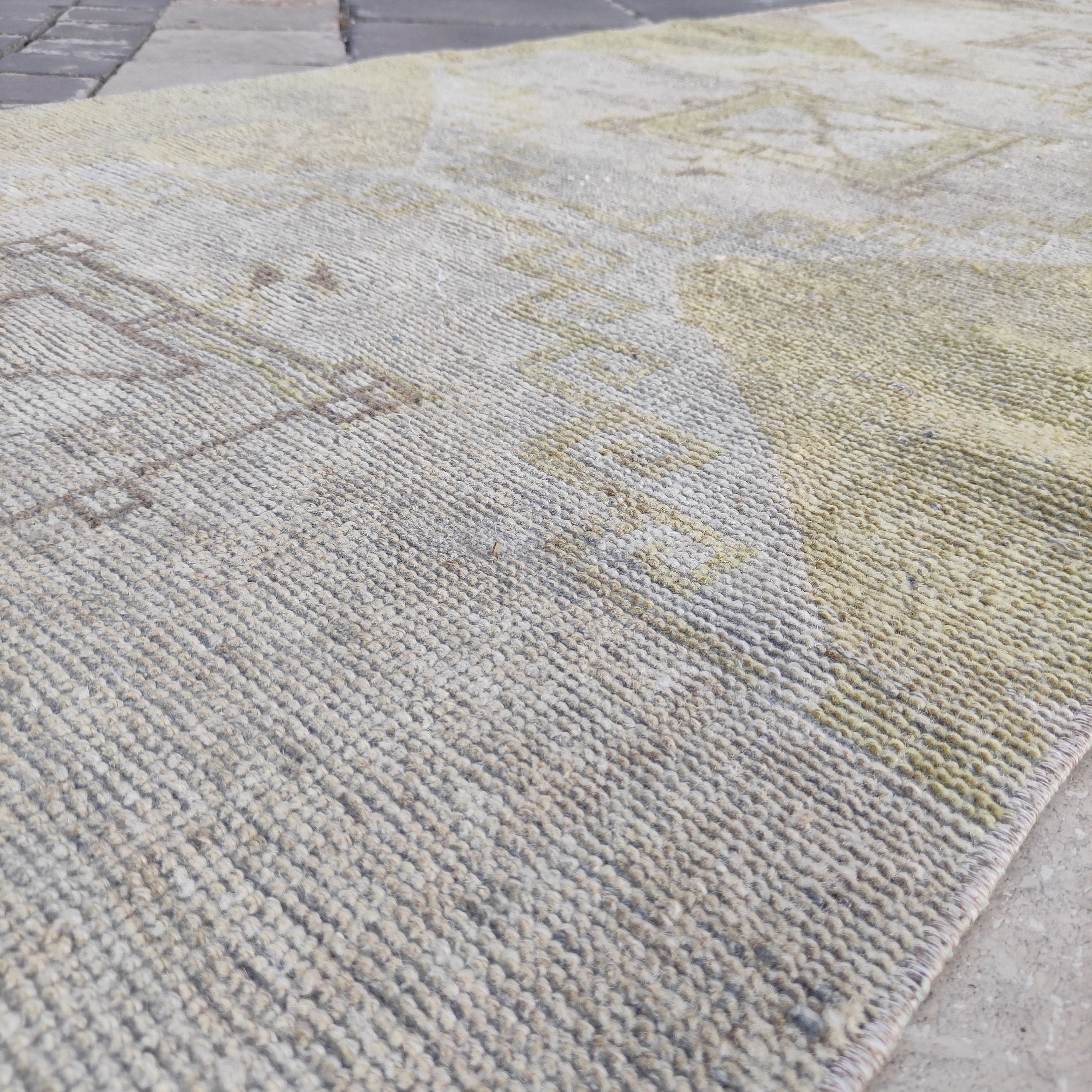 Handmade Hourglass Motif 2.79 X 9.71 Turkish Runner Rug: 3x10