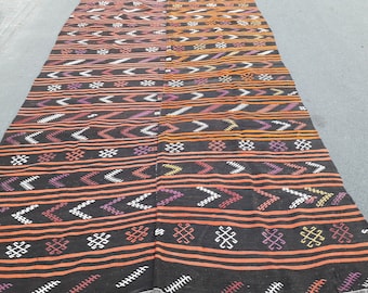 Oversized Kilim Rug 8x12: Bohemian Aztec Turkish Area Rug