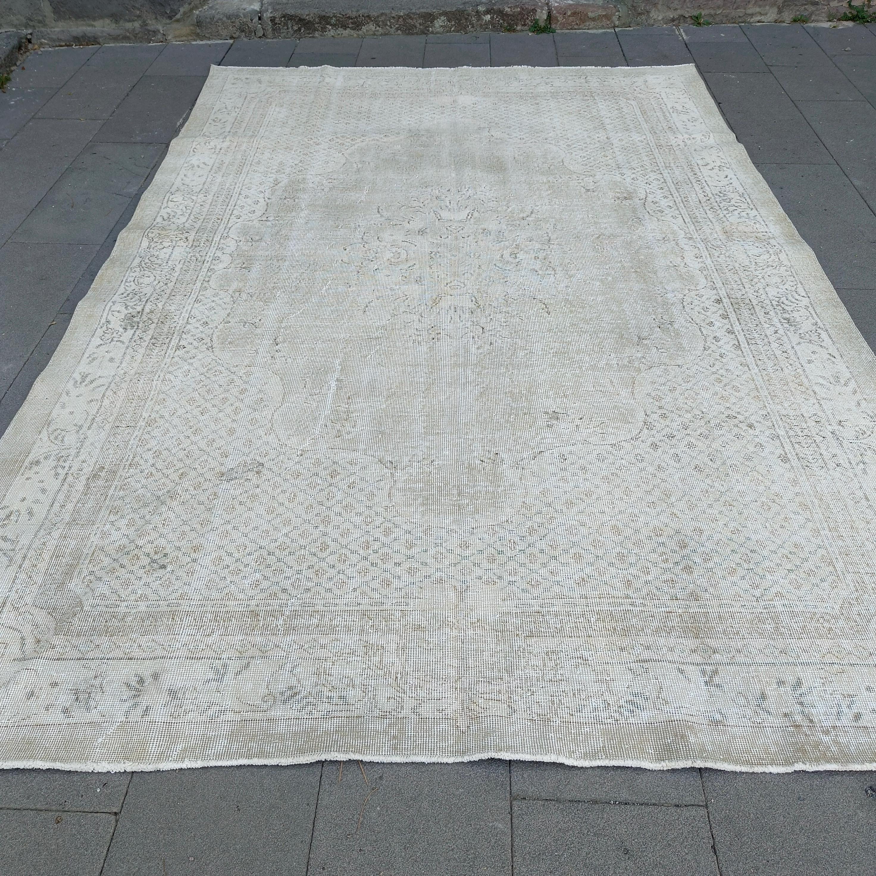 7x10 Unique pattern Oversized Rug , Salon Rug , 6,85'' x 10.23'' cream faded rug,Big Rug,livingroom handmade area rug, anatolian vintage rug