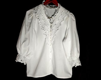 white vintage folklore traditional blouse, ruffle blouse, short sleeves, puff sleeves, collar with Broderie Anglaise eyelet embroidery, M