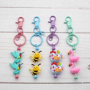 ステッチストッパーホルダー、編み物かぎ針編みキーホルダーリング、小物アクセサリー、キラキラビーズツールキーパー、在庫整理用品、ボール針財布バッグ