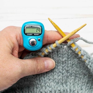 Digital Row Counter Ring Knitting Crochet Tracker Finger Thumb Project Knit Notions Accessories Tools Stitch Markers Stoppers Pattern image 1