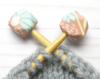 Stitch Stoppers Pastel Floral Hexagon Print Knitting Needle Holders Notions Accessories Keeper Supplies Silicone Point Protectors