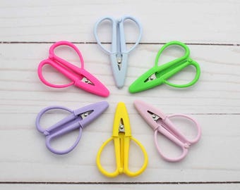 Mini Scissors Snipping Knitting Crochet Embroidery Super Travel Size Snip Bright Tiny Sharp Stitch Stoppers Notion Nook Cutters Cutting tool