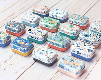 Colorful Tin Storage Container Knitting Notions Holders Stitch Markers Accessories Keeper Needles Storage Faux Leather Floral Stoppers Yarn