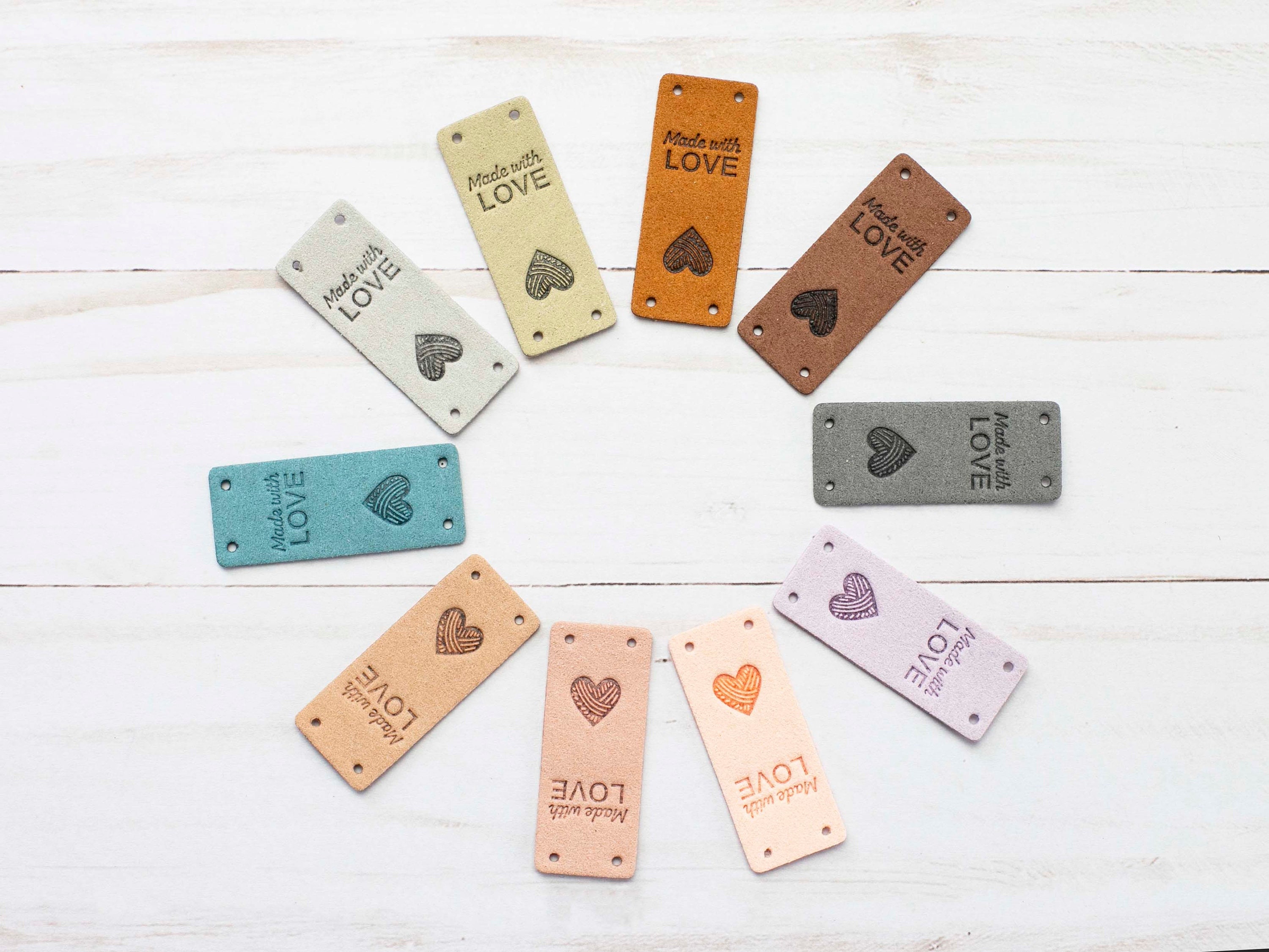  Folding Leather Tag - Mod. D Hand Made - Handmade Tags for  Crochet Sewing Labels (Standard Text - 15 Pieces) : Office Products