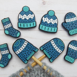 Stitch Stoppers Warm and Cozy Collection Knitting Notions Fair Isle Christmas Needle Holders Accessories Tools Point Protectors Yarn Pattern Blue/Teal