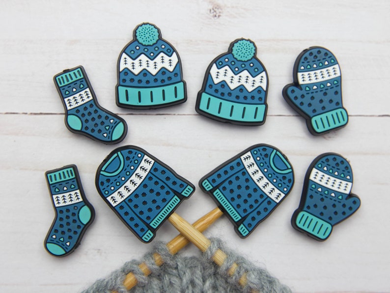 Stitch Stoppers Warm and Cozy Collection Knitting Notions Fair Isle Christmas Needle Holders Accessories Tools Point Protectors Yarn Pattern Blue/Teal