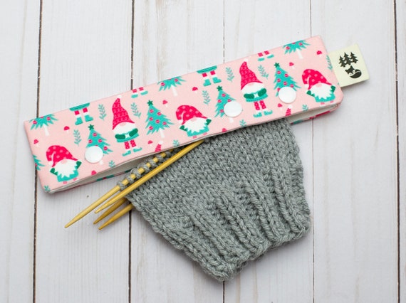 Festive Gnome DPN Holder Double Pointed Needle Christmas Holiday Stitch Stoppers Sleeve Sock Knitting Hugger Keeper Organizer Storage
