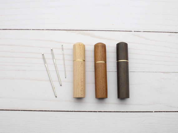 Wooden Darning Needle Holder Case Storage Tapestry Metal Wood Knitting Sewing Crochet Notions Accessories Stitch Stoppers Travel