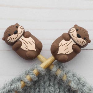 Otter Stitch Stoppers Knitting Needles Point Protectors Holders Notions Accessories Keeper Hugger Supplies Animal Ocean Water Yarn
