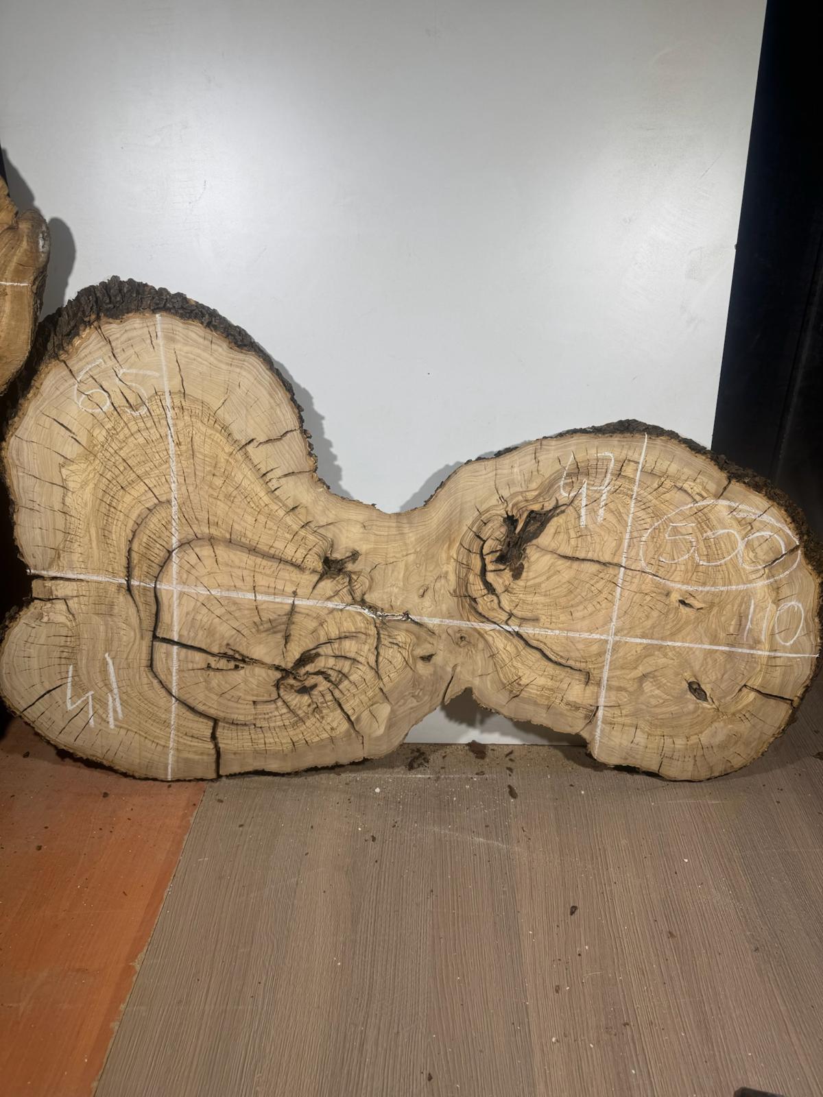 Tranche De Bois D'olivier éclatée à Cœur - Pièce Naturelle - Occasion