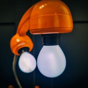 Upcycled Retro Orange Rotary Telephone Lamp afbeelding 6