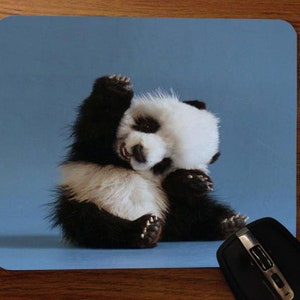 Süßes Baby Panda Doing Yoga Design Druck Bild Desktop Büro Silikon MausPad von trendy Accessoires