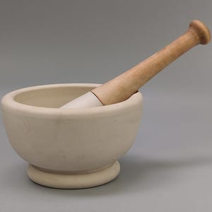 Vintage aphotecary ceramic mortar and pestle Warranted Acid Proof
