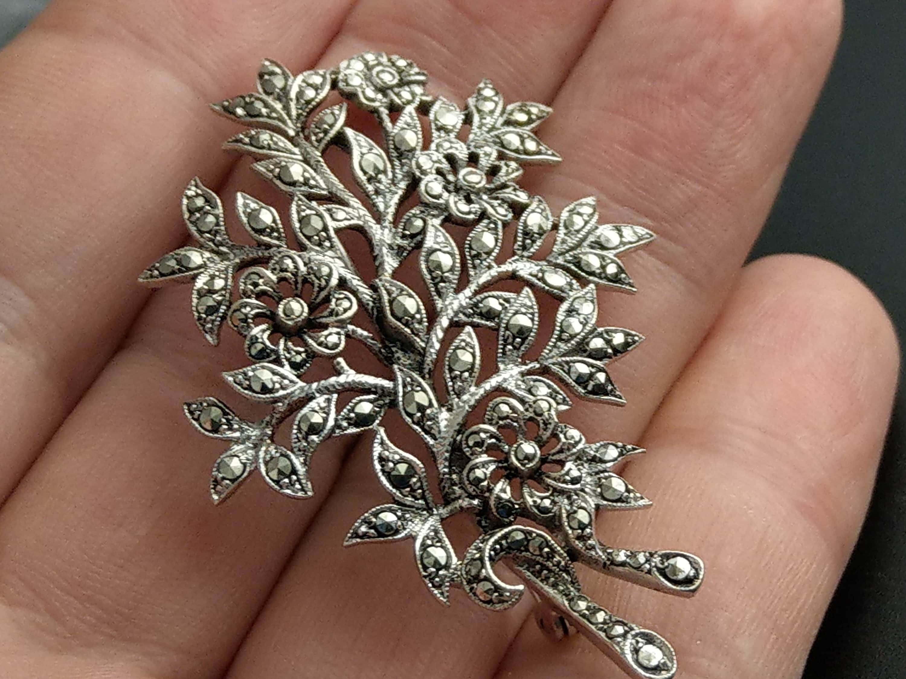 Broche Feuille En Rhodium Argent Avec Marcassite - Bijou Argenté Occasion