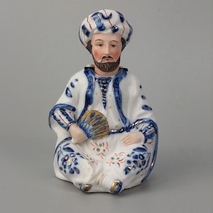 Antique Nodder figurine Turk man in Blue & white bisque porcelain