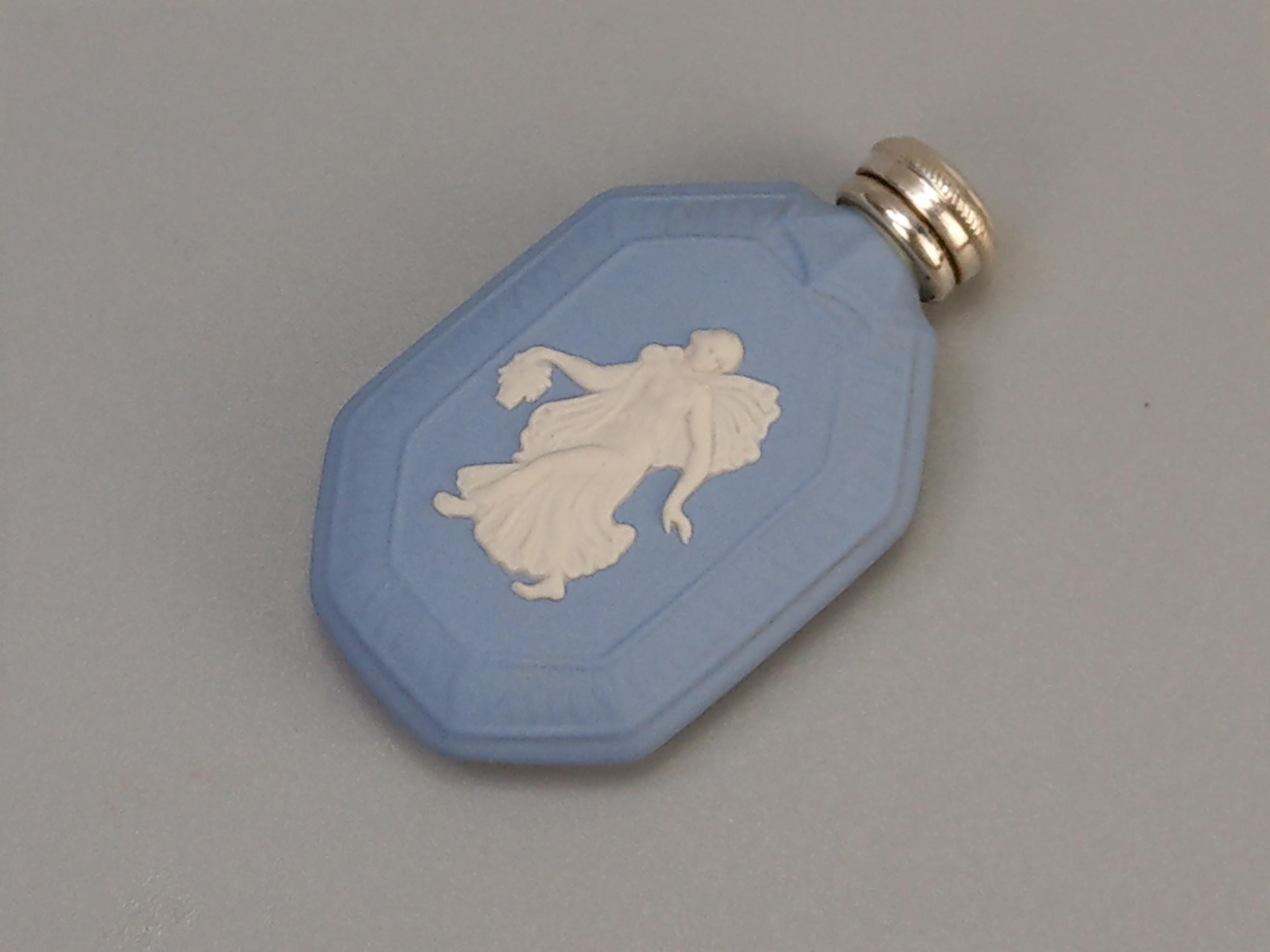 ヴィンテージ ウェッジウッド ジャスパーウェア 香水瓶 フローラ