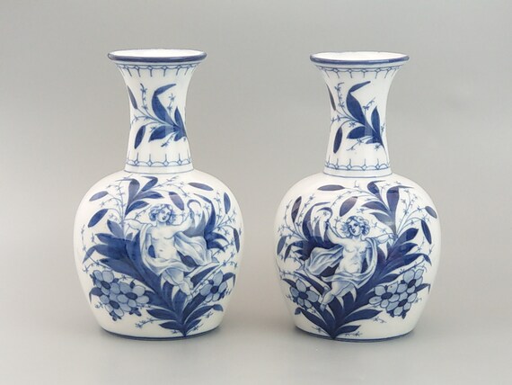 Sitzendorf Austrian Porcelain Dog (JL) Sitzendorf Austrian Porcelain Dog (JL)
