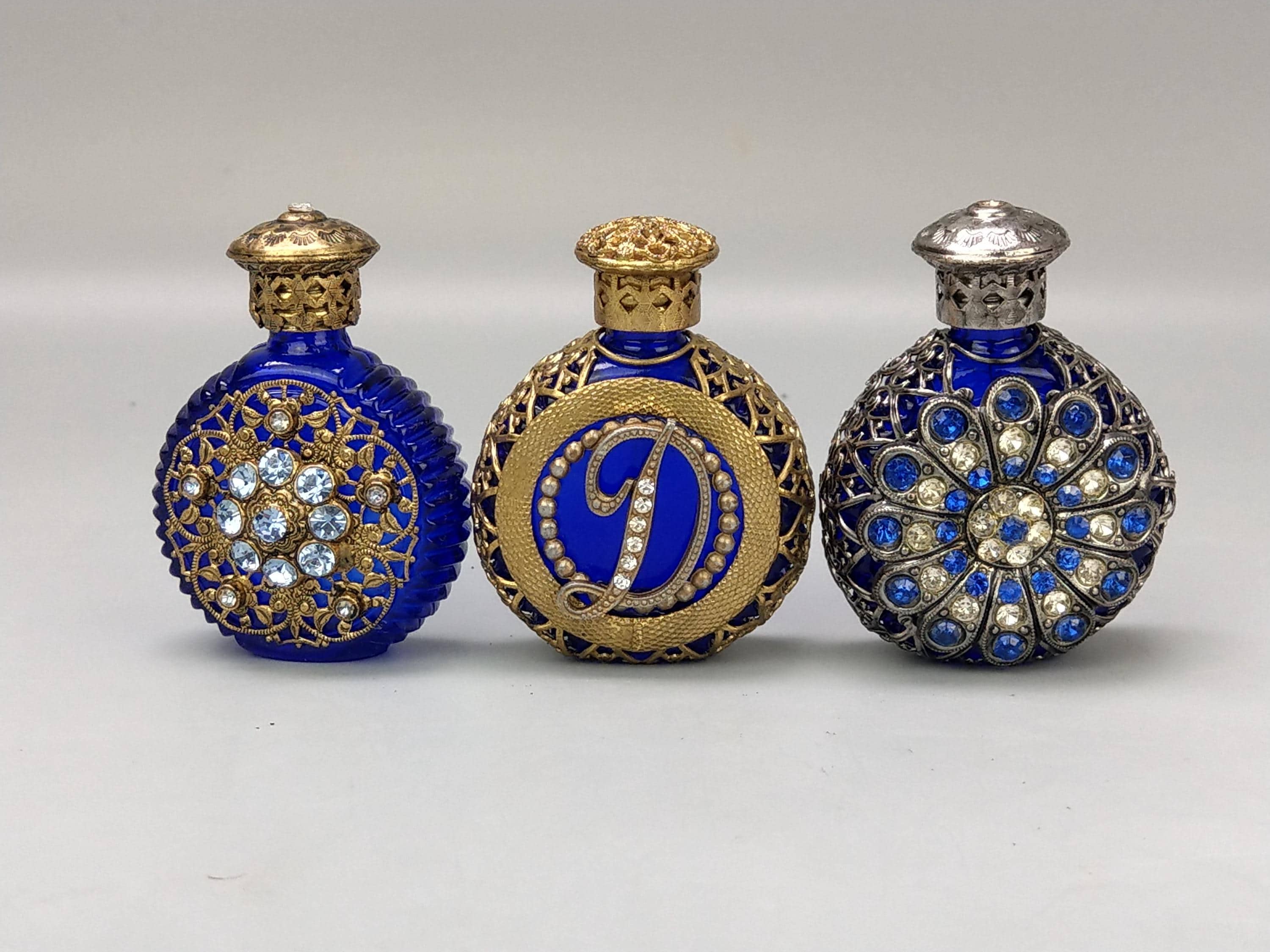 チェコスロバキア産、コバルトブルーの宝石付きヴィンテージ香水瓶