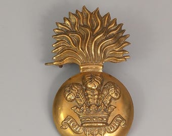 Insignia de gorra Glengarry de los Fusileros Reales de Gales: coleccionable del regimiento