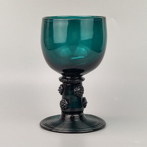Rhenish Green glass wine Roamer with hollow stem c1800