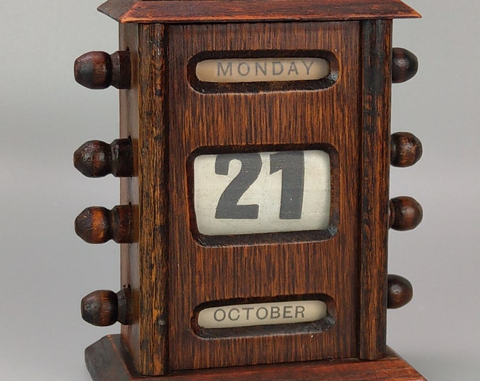 Antique Oak Wood Perpetual Desk Calendar Etsy