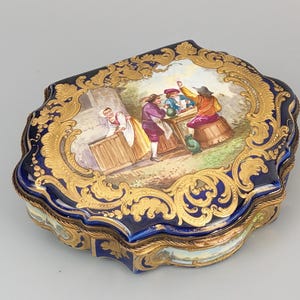 Französische Kobalt Blau Porzellan Dose im Sevres Stil Romantische Szene