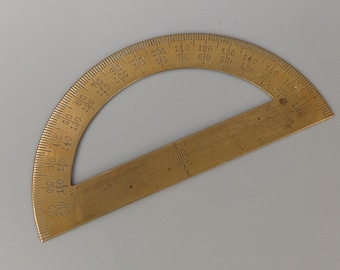 Transferidor antigo de latão gravado, c. 1800