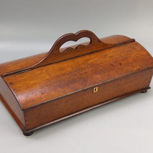 Georgian Oak Lidded Silver Cutlery Caddy Tray with Locks