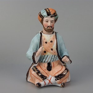 Antique Nodder figurine Ottoman Turk in Turban bisque porcelain