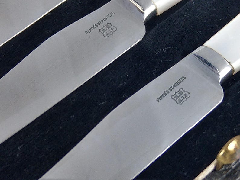 Dessert knives marks maker Barker Bross