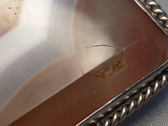 Rectangular Victorian Large Banded Agate Brooch - image 9